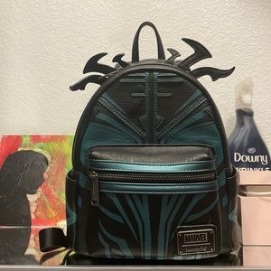 Hela Loungefly Backpack EUC